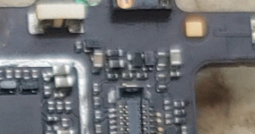 8T.GIF