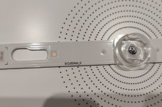 Samsung UE65AU7140U планка.jpg
